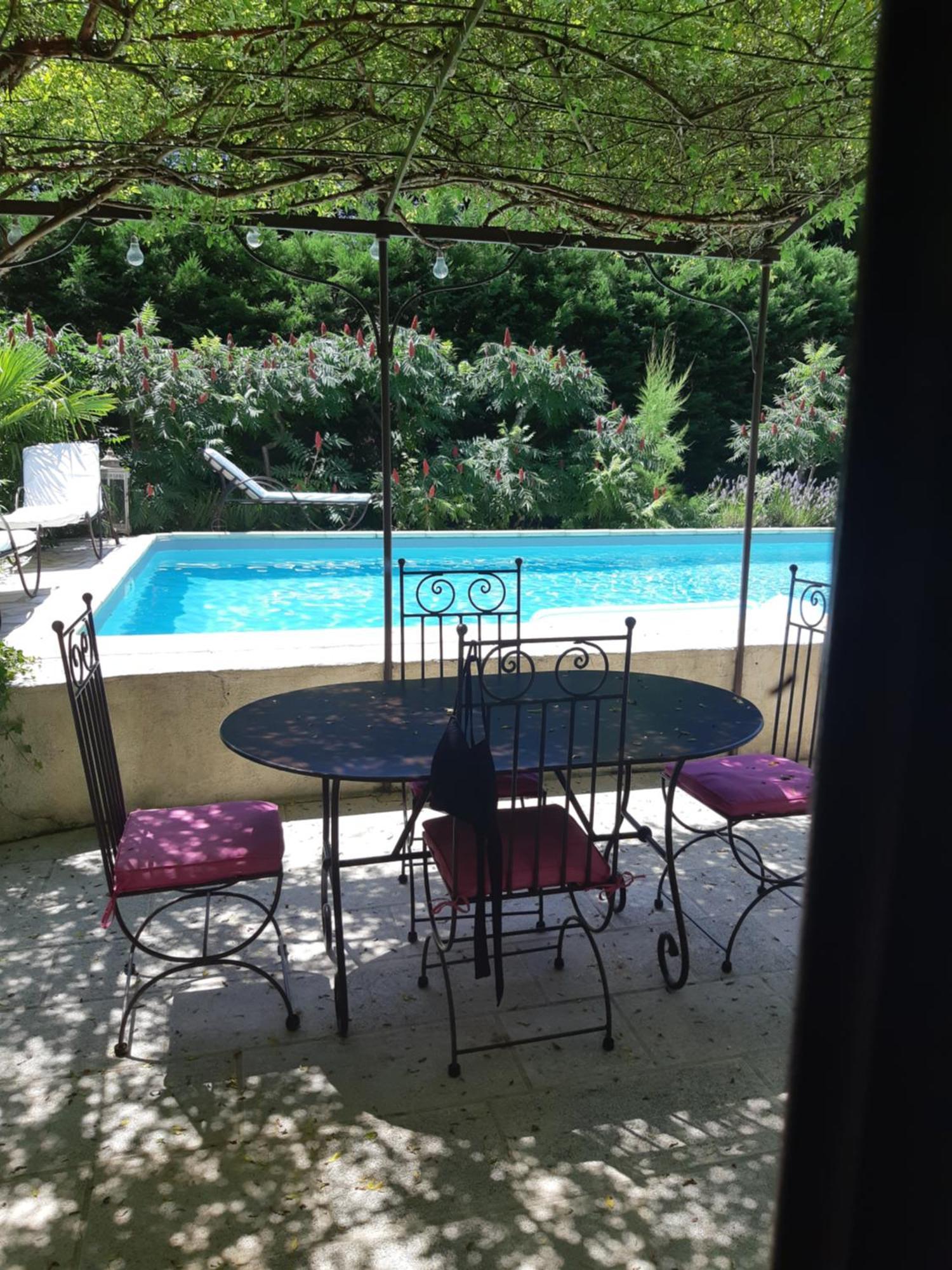 Cherche Midi Noves Exterior foto